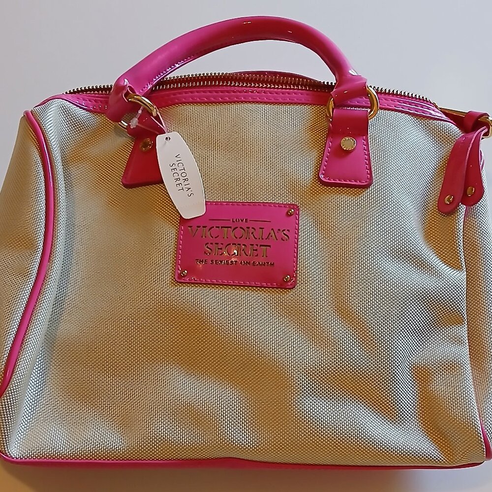NWT Victoria Secret Cream & Barbie Pink Zippered Handbag